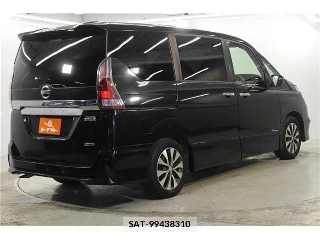 Nissan SERENA 2017-03 7619926-4