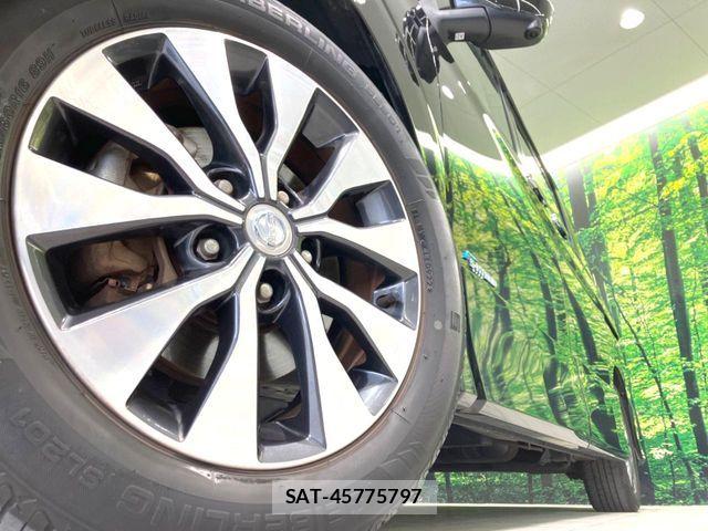 Nissan SERENA 2017-03 7619897-12