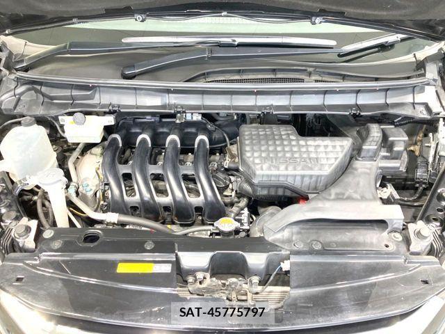 Nissan SERENA 2017-03 7619897-17