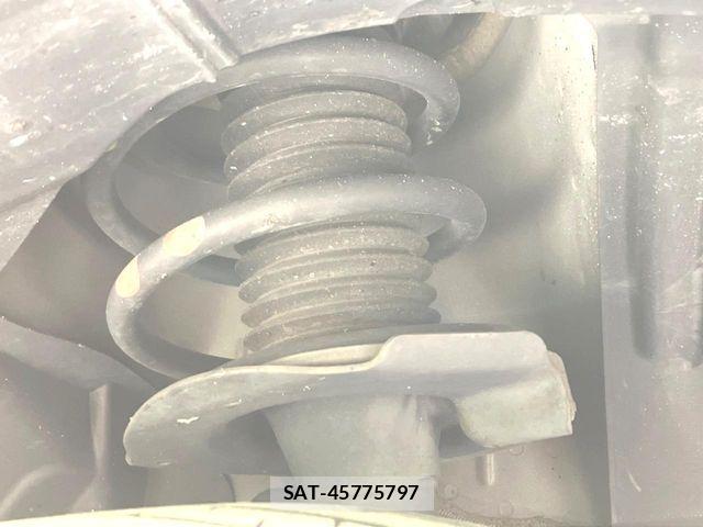 Nissan SERENA 2017-03 7619897-19
