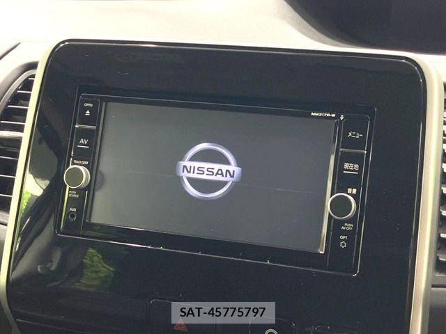 Nissan SERENA 2017-03 7619897-2