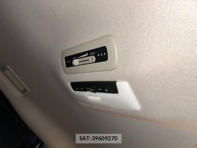 Nissan SERENA 2019-06 7619921-12