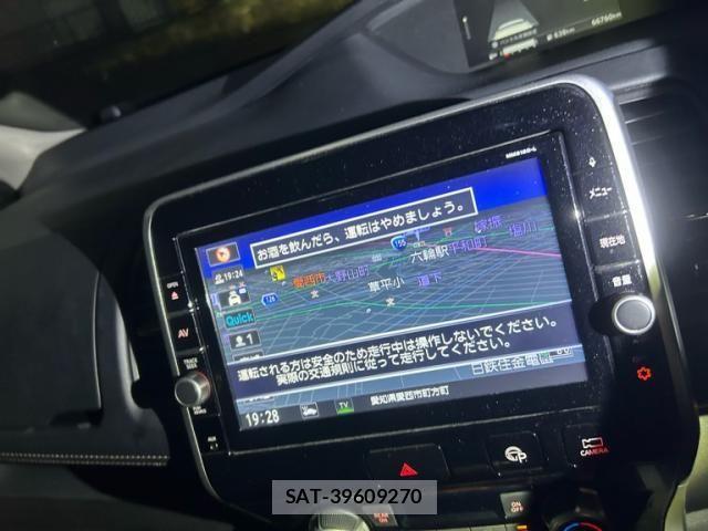 Nissan SERENA 2019-06 7619921-25