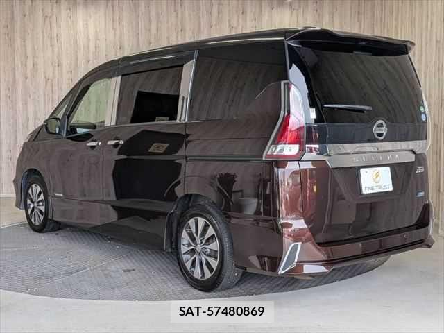 Nissan SERENA 2017-03 7619930-20