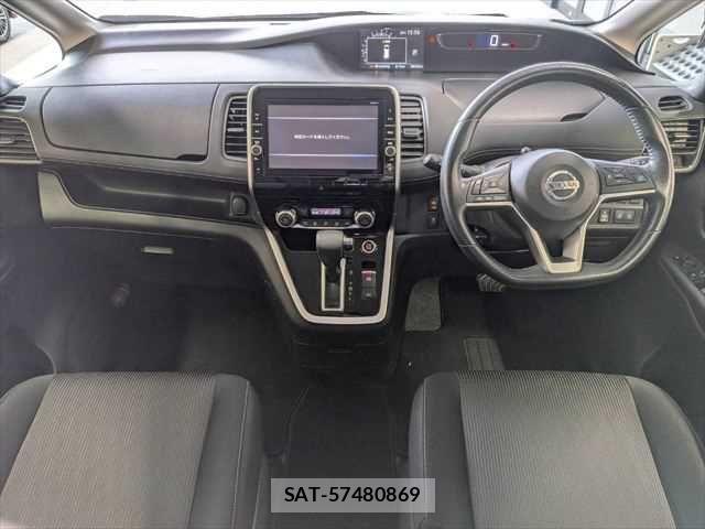 Nissan SERENA 2017-03 7619930-2