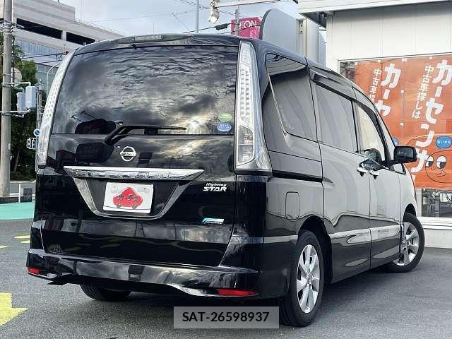 Nissan SERENA 2013-07 7619942-2