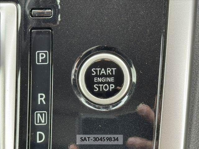 Nissan SERENA 2018-10 7619894-25