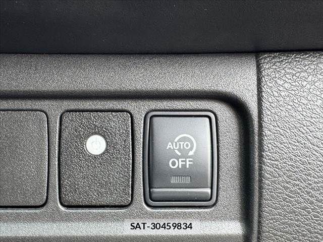 Nissan SERENA 2018-10 7619894-28