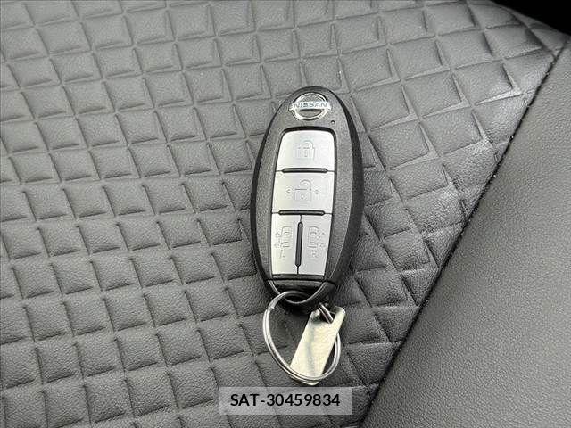 Nissan SERENA 2018-10 7619894-6