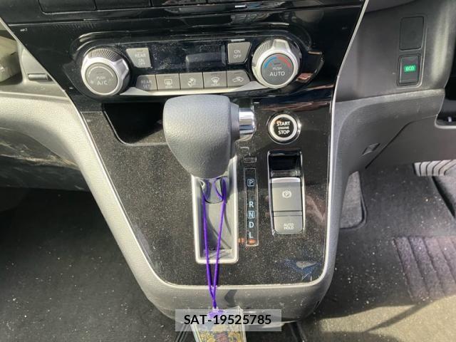 Nissan SERENA 2019-09 7619890-11