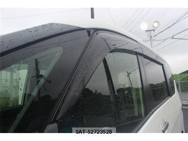 Nissan SERENA 2019-09 7619906-23