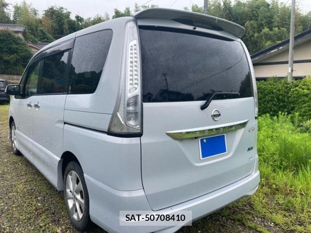 Nissan SERENA 2012-07 7619950-4