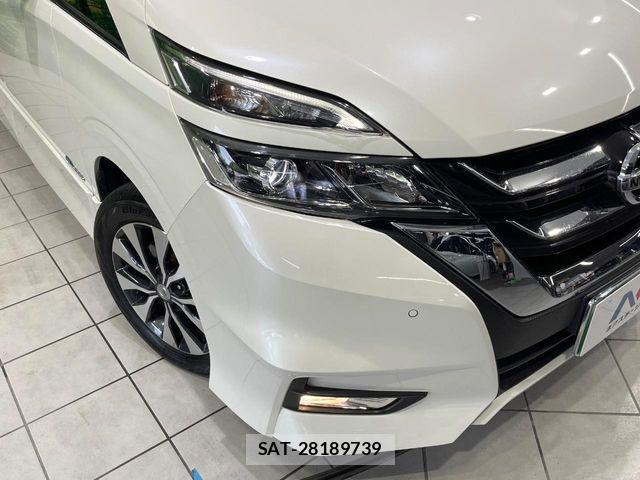 Nissan SERENA 2017-09 7619883-12
