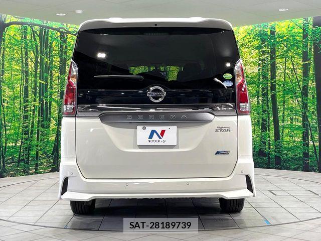 Nissan SERENA 2017-09 7619883-15