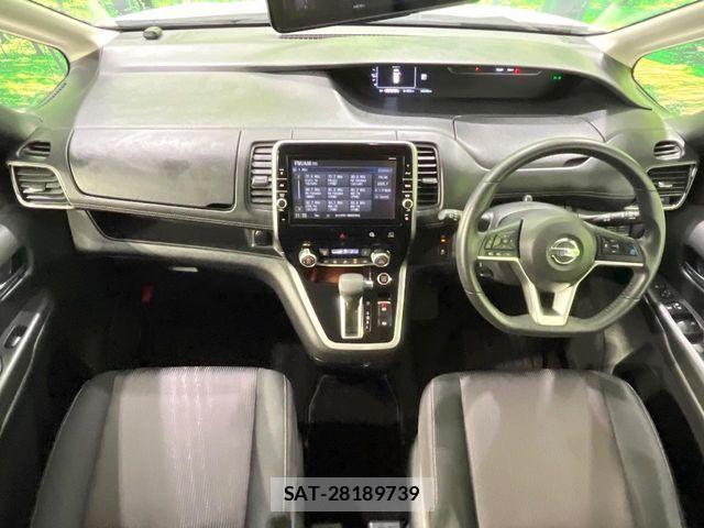 Nissan SERENA 2017-09 7619883-1
