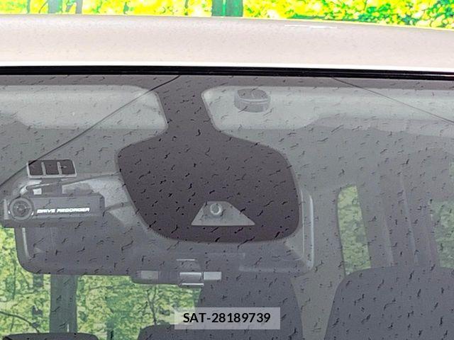 Nissan SERENA 2017-09 7619883-4