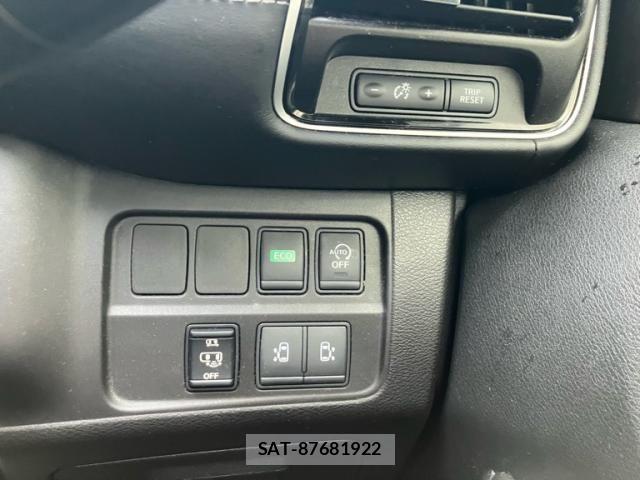 Nissan SERENA 2017-03 7619936-20