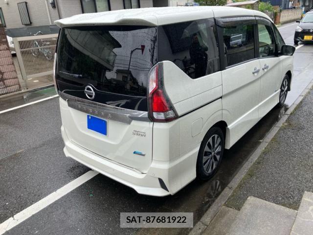 Nissan SERENA 2017-03 7619936-4