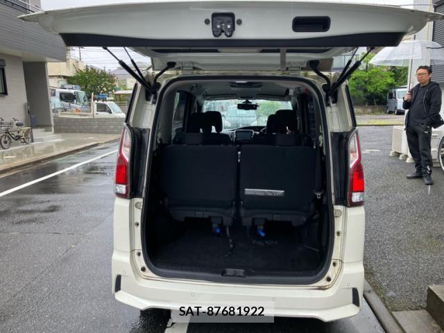 Nissan SERENA 2017-03 7619936-5