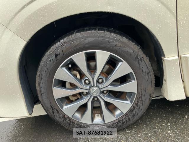 Nissan SERENA 2017-03 7619936-6