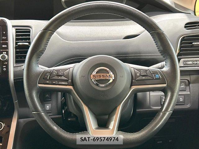 Nissan SERENA 2018-03 7619886-11