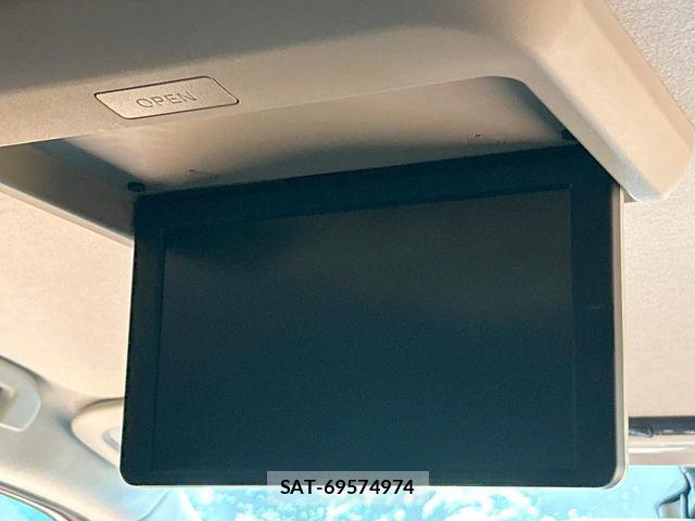 Nissan SERENA 2018-03 7619886-2