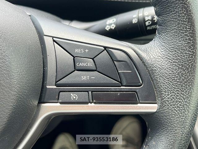 Nissan SERENA 2017-08 7619888-17