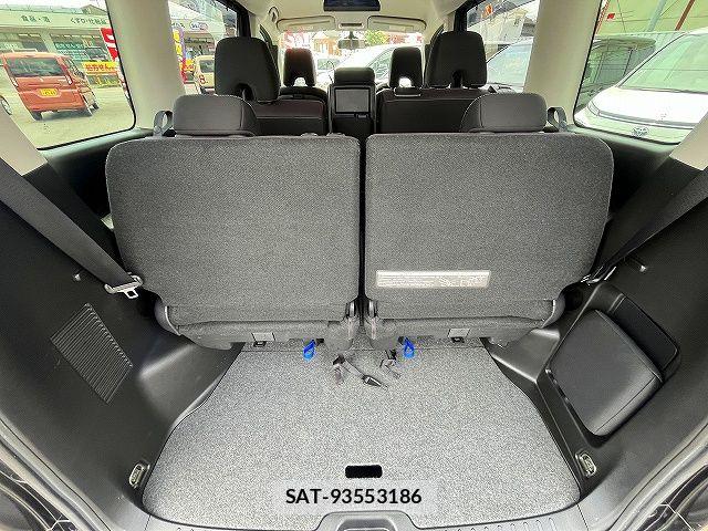Nissan SERENA 2017-08 7619888-20