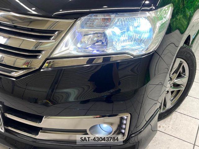 Nissan SERENA 2013-01 7619928-14