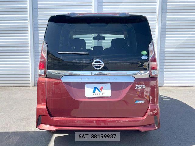 Nissan SERENA 2017-08 7619916-17