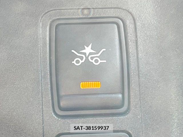 Nissan SERENA 2017-08 7619916-6