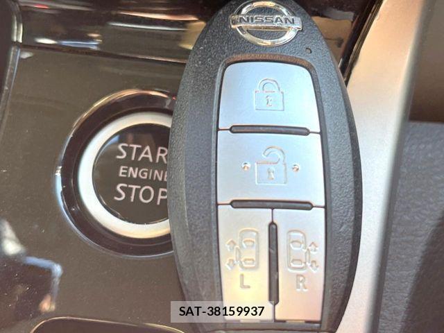 Nissan SERENA 2017-08 7619916-7