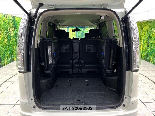 Nissan SERENA 2014-07 7619940-10