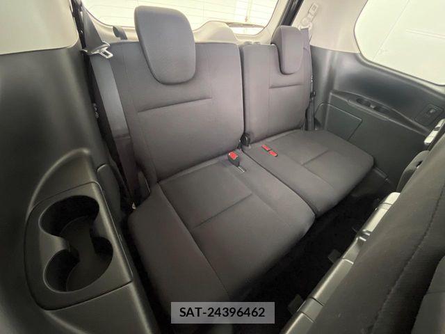 Nissan SERENA 2017-09 7619912-10