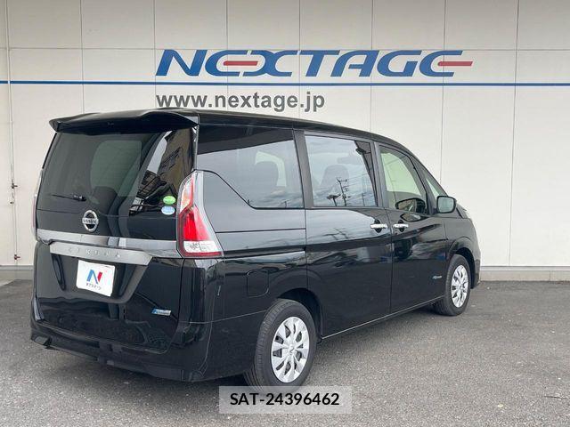 Nissan SERENA 2017-09 7619912-16