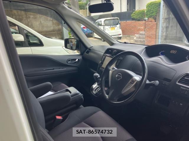 Nissan SERENA 2013-09 7619948-8