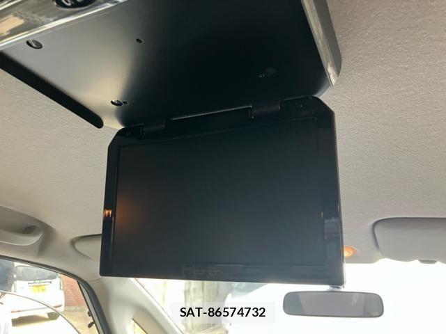 Nissan SERENA 2013-09 7619948-20