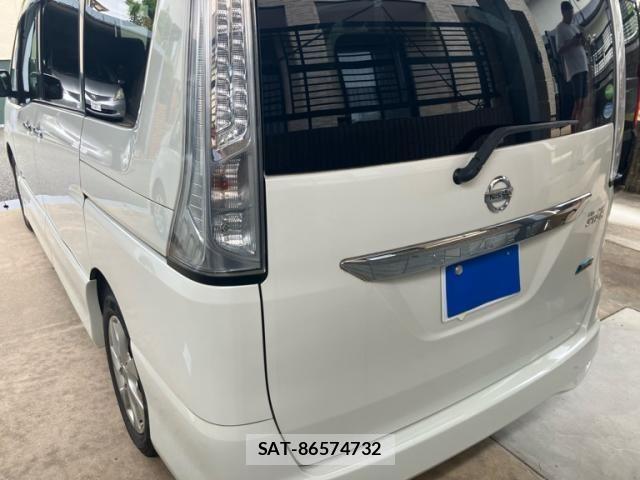 Nissan SERENA 2013-09 7619948-2