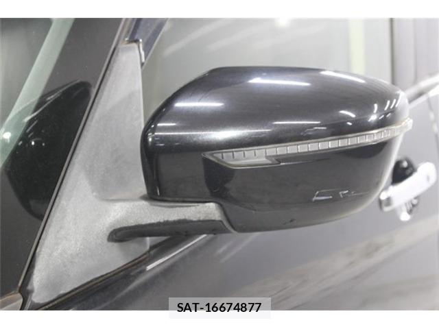 Nissan SERENA 2016-09 7619923-16