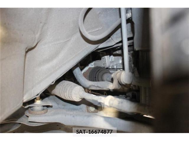 Nissan SERENA 2016-09 7619923-19