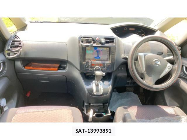 Nissan SERENA 2012-10 7619964-11