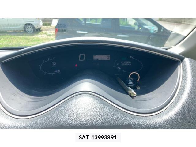 Nissan SERENA 2012-10 7619964-19