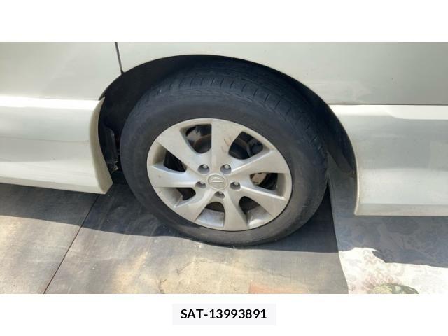 Nissan SERENA 2012-10 7619964-5