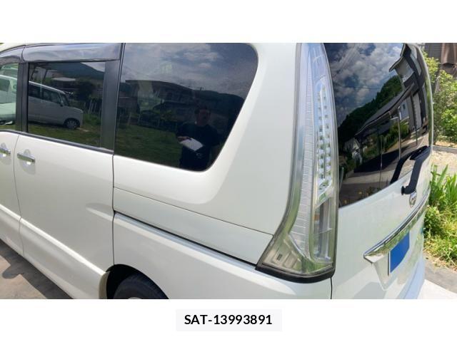 Nissan SERENA 2012-10 7619964-6