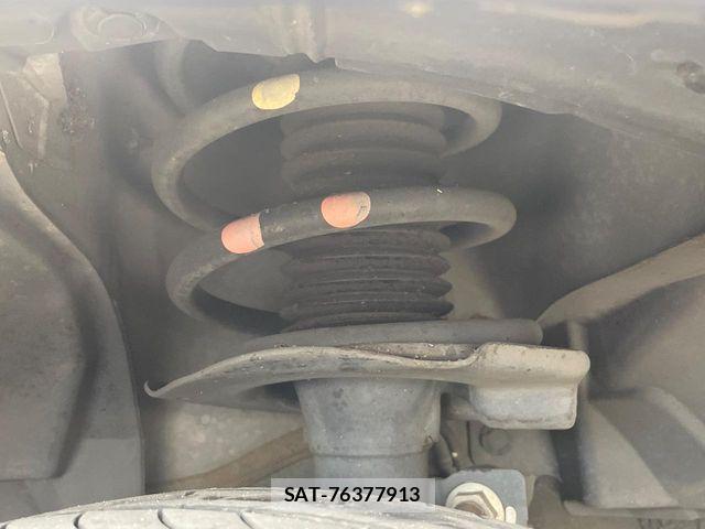 Nissan SERENA 2017-05 7619919-19