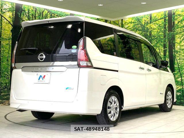 Nissan SERENA 2017-07 7619915-17