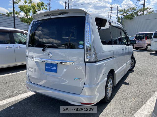 Nissan SERENA 2013-09 7619955-2