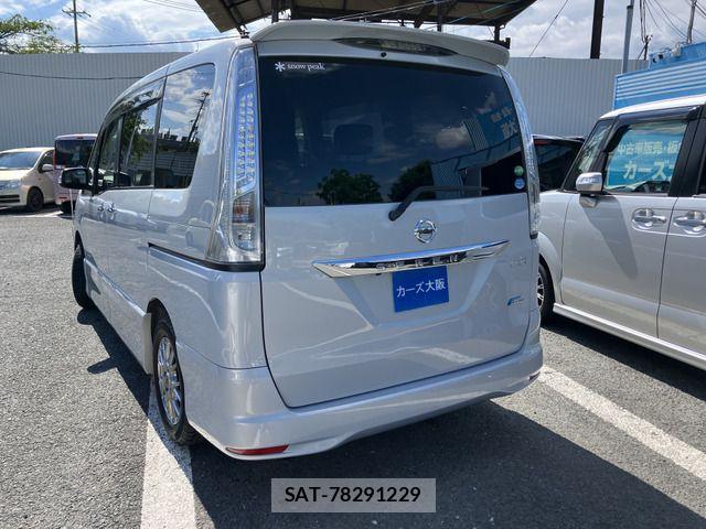 Nissan SERENA 2013-09 7619955-3