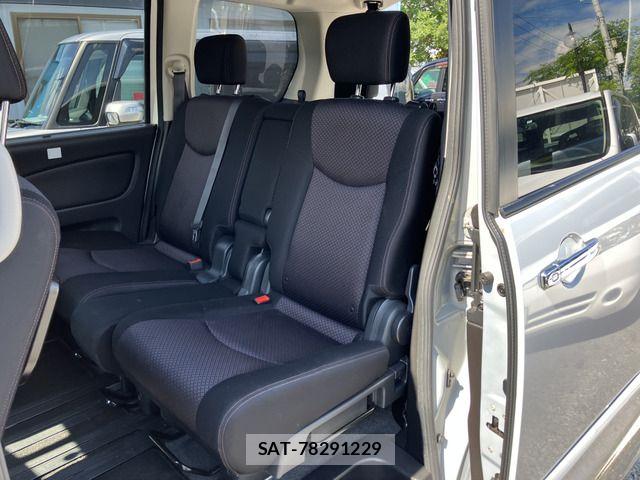 Nissan SERENA 2013-09 7619955-4