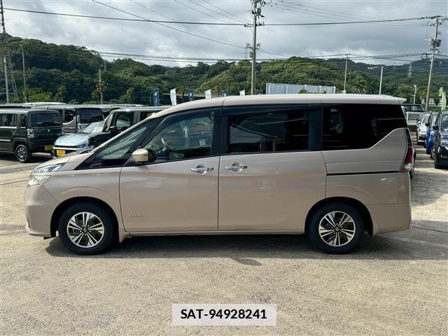 Nissan SERENA 2019-05 7728444-13